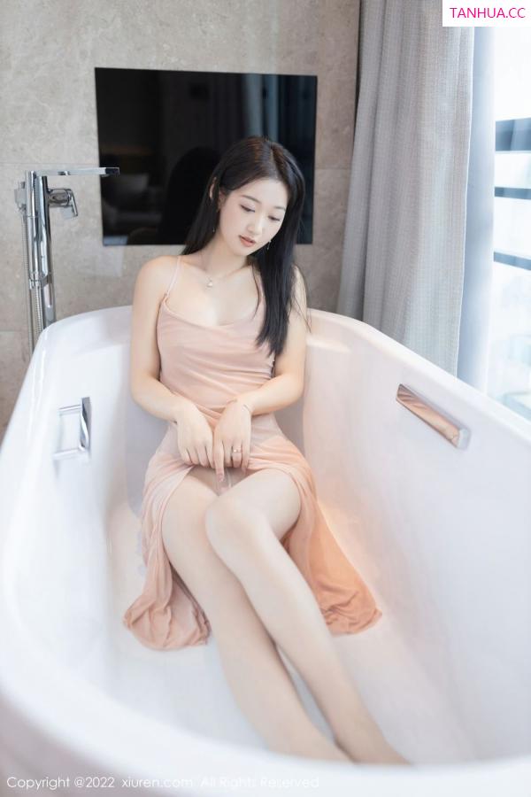 唐安琪  [XiuRen]高清写真图 2022.07.18 No.5293 唐安琪第34张图片